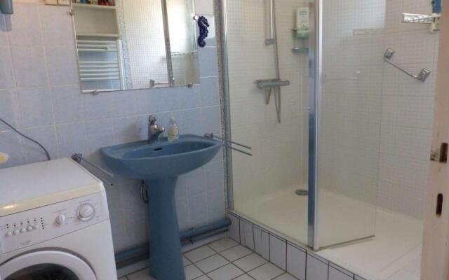 Appartement Le Lavandou, 2 pièces, 2 personnes - FR-1-308-35