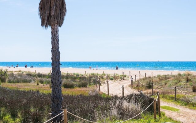 Timon Beach Apartment Castelldefels