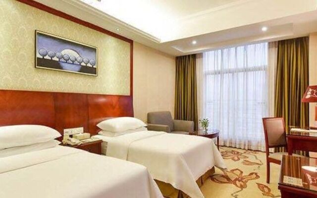 Vienna Hotel Shenzhen Bao'an Chuangye Road