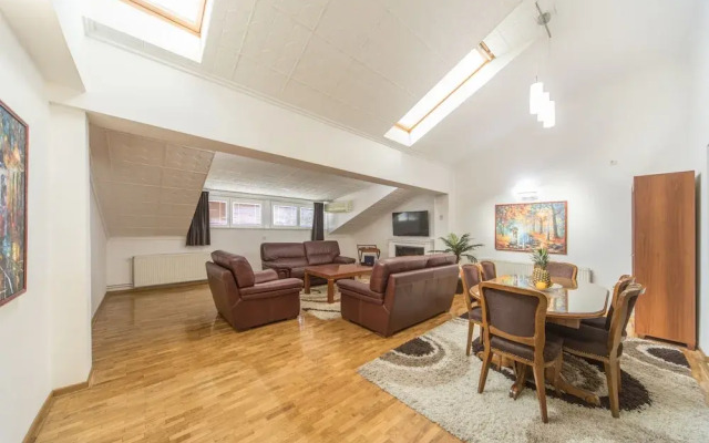 F Apartmani Kragujevac - Luxuary Business Suites