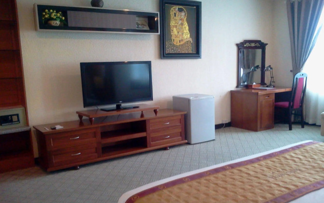 Oasis Hanoi Hotel