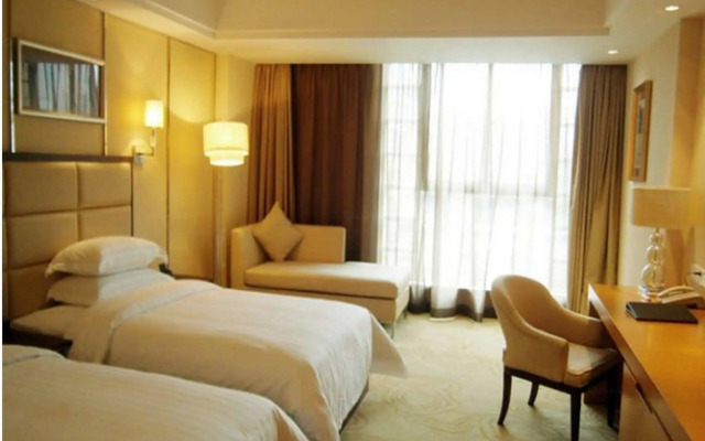 Aoyuan Golf Hotel