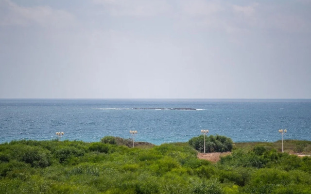 Panoramic Sea Views Coastal Escape by Sea N' Rent