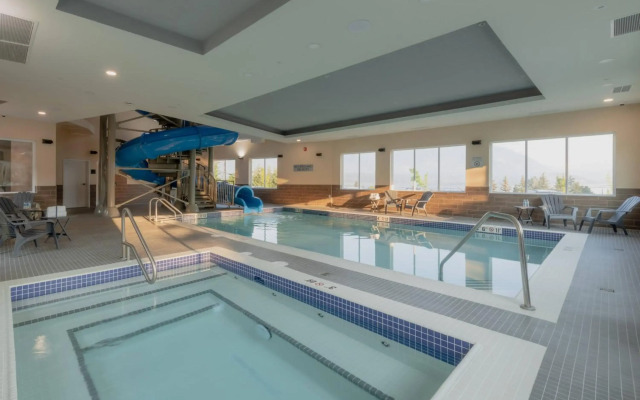 Fairfield Inn & Suites by Marriott Salmon Arm