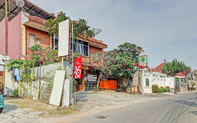 OYO 90408 Hotel Horton