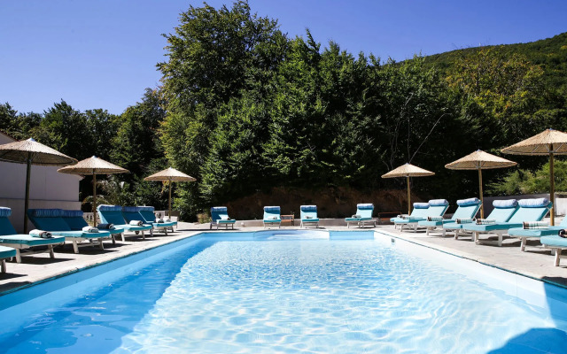 Anamar Pilio Resort