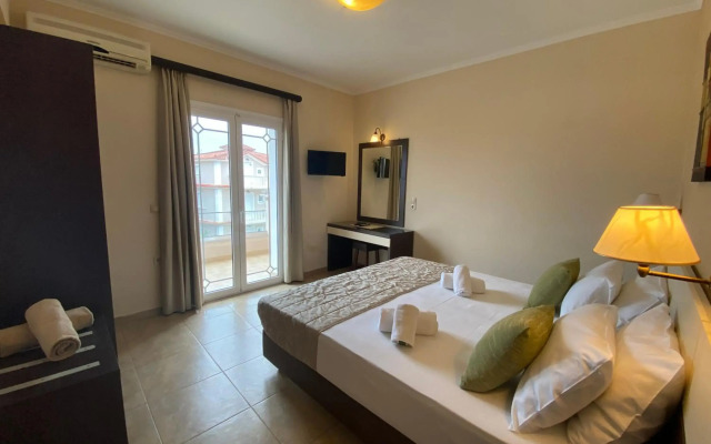Porto Planos Beach Hotel