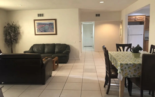 Comfy 3 Bedroom Home