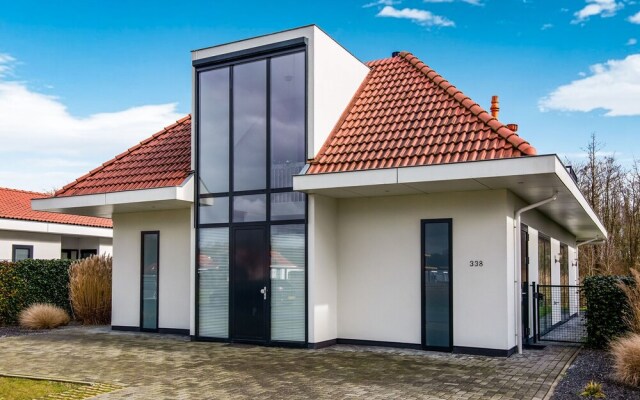 Luxury villa for 8 people with spacious garden and near Harderwijk