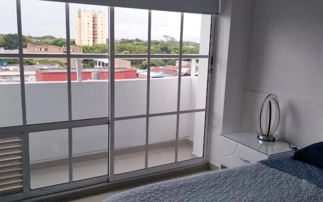 Aparta Estudios Edificio Valeria