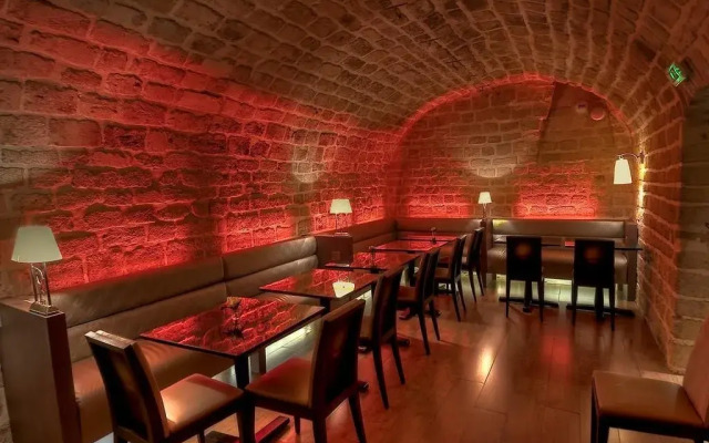 Hotel Des Champs Elysees