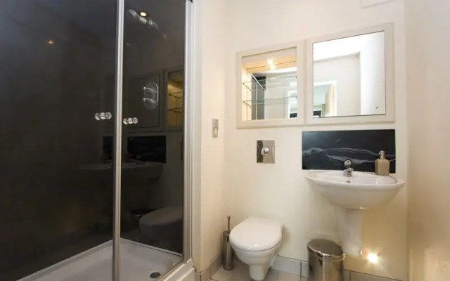 Millharbour Serviced Apartments
