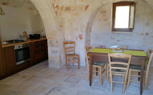 Almapetra Trulli Resort