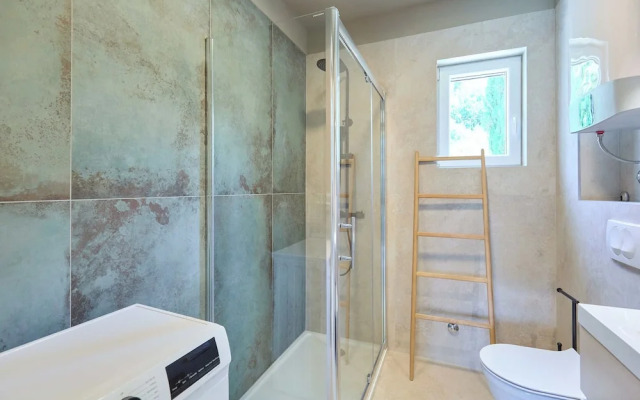 Hedera Estate, Villa Hedera Xviii