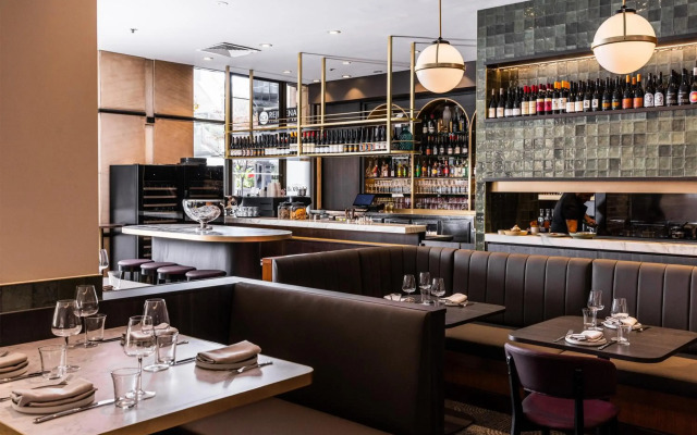 Mantra 2 Bond Street Sydney