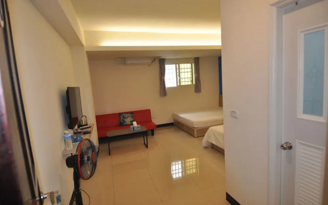 Han Yay Bay Hotel