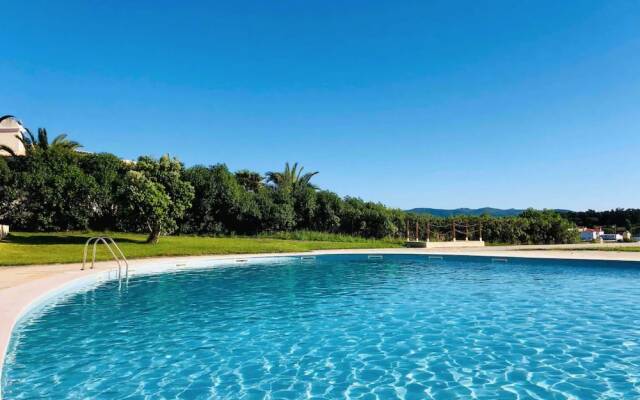 Sintra Surf Family Villa