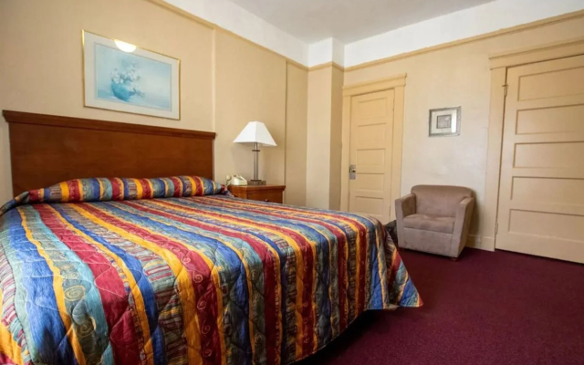 Stillwell Hotel