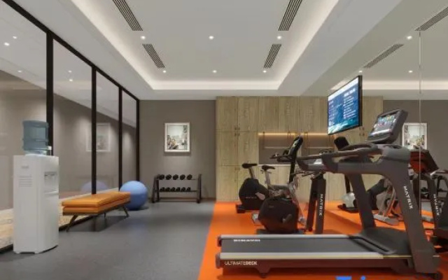 Vienna Hotel（5.0 Minquan High-speed Railway Station Hotel）