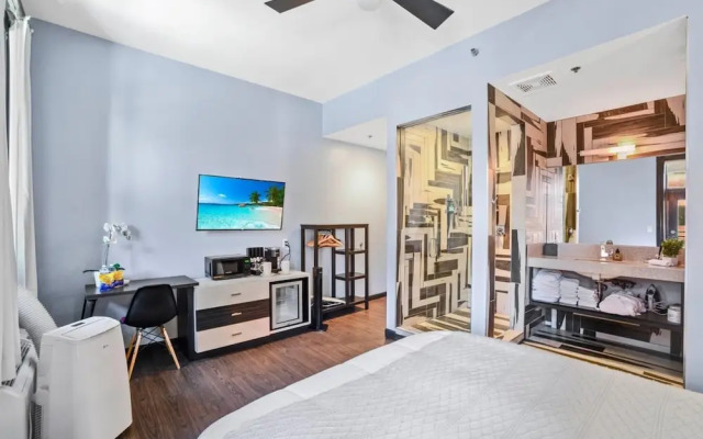 Intimate En Suite Studio