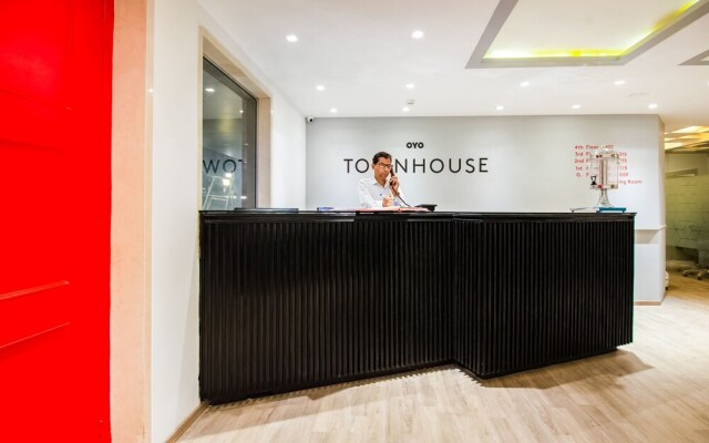 OYO Flagship 18252 Supreme Hotel Cuffe Parade