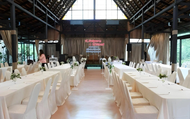 The Loft Resort Bangkok
