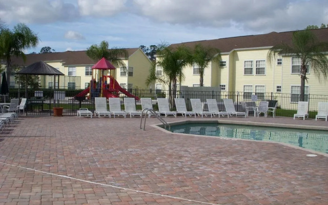 Florida Deluxe Villas, Condos, & Homes