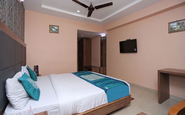 Hotel Mahabir Sheraton by OYO Rooms