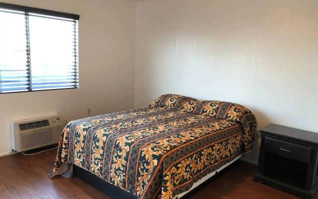 Colton Motel