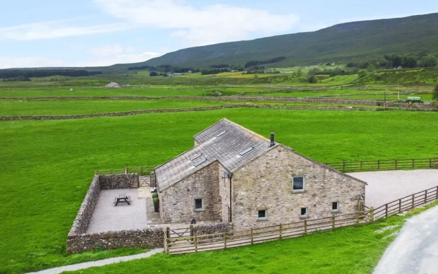 Three Peaks Barn