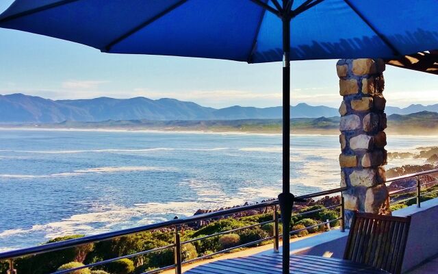 Kleinzee Oceanfront Guesthouse