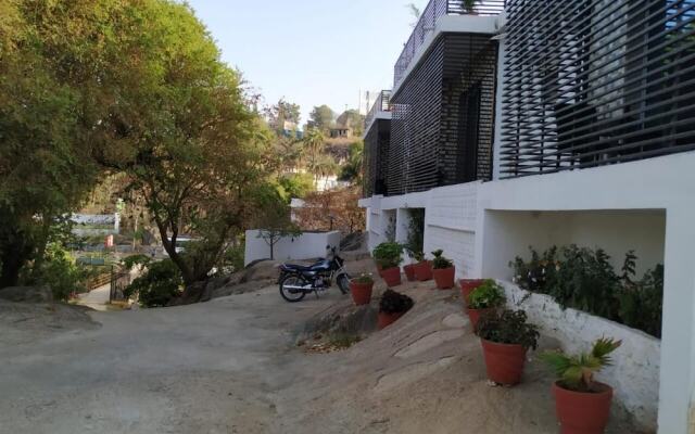 Hotel Kaka Inn Mount Abu