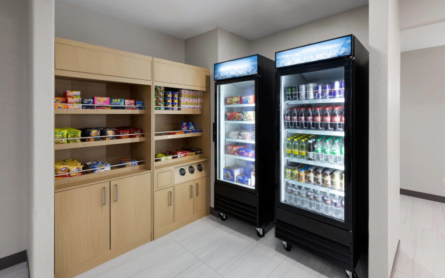 Wingate by Wyndham College Station South