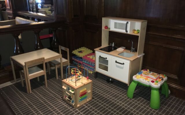 Holiday Inn Guildford by IHG