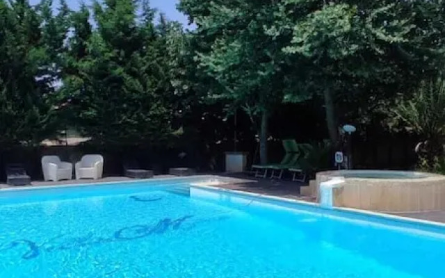 Villa More