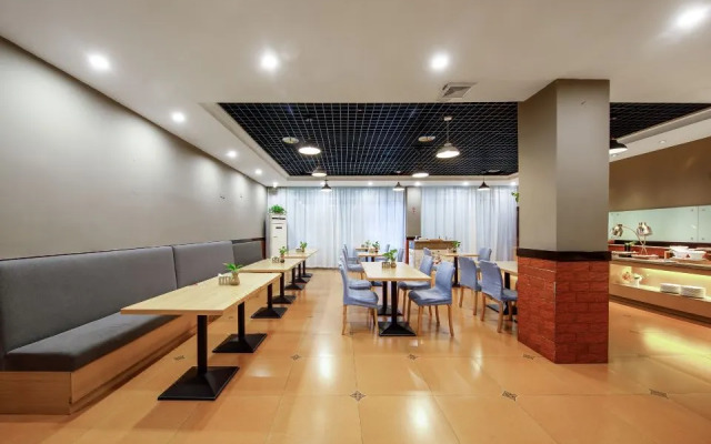 Pebble Motel (Changzhou Xinbei Wanda Plaza Railway Station)