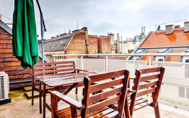 3 Bedroom Paulay Penthouse