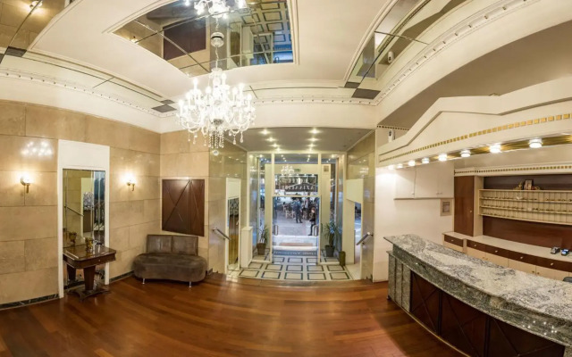 Achillion Hotel