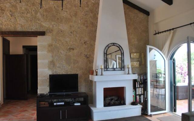 Villa Goodens by Amy Villas