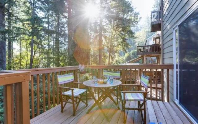 Oregon Jade Lodging