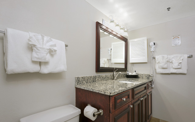 Parc Corniche Condominium Suite Hotel