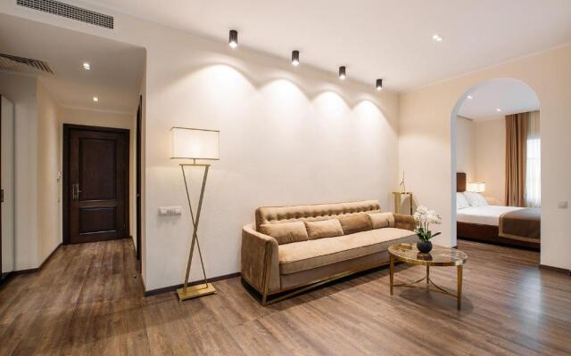 LETO Boutique Hotel