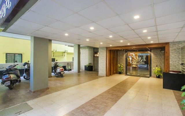 Capital O 25030 D'brooks