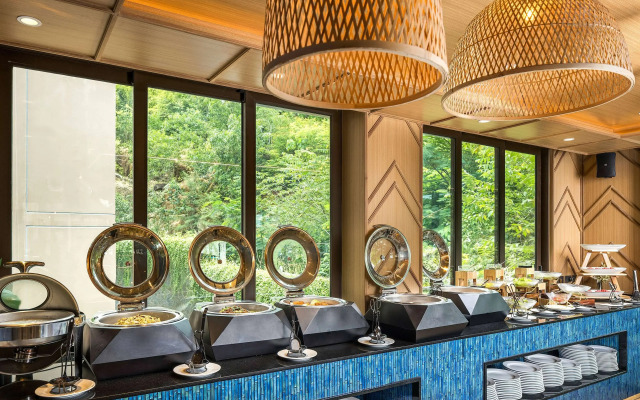 The Proud Karon Beach Phuket Trademark Collection By Wyndham
