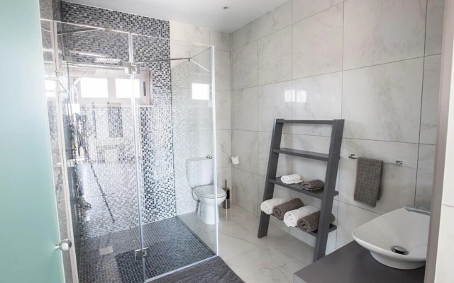 Villa Sienna AQ Ga98