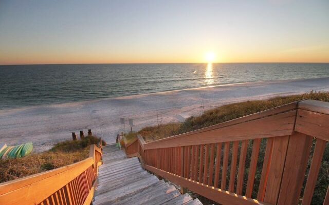 Poolside Rental with Beach Access by RedAwning