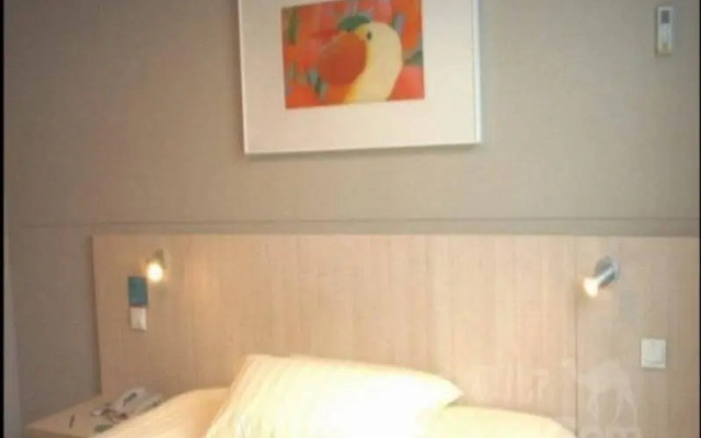 Jinjiang Hotels
