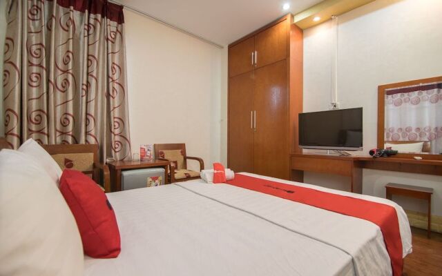 Reddoorz Near Hanoi Railway Station