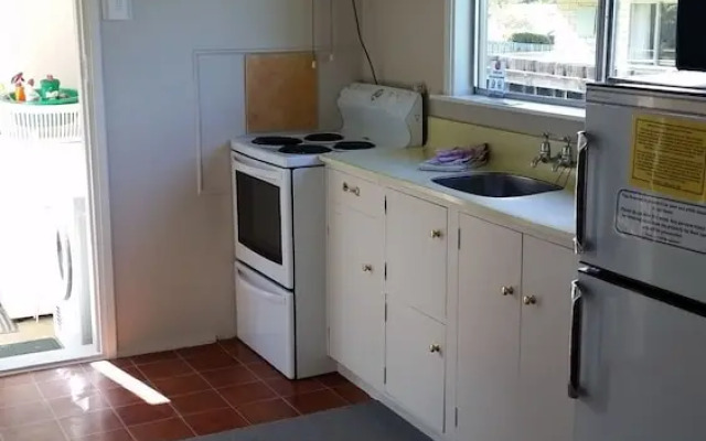 61 Conical Hill Road