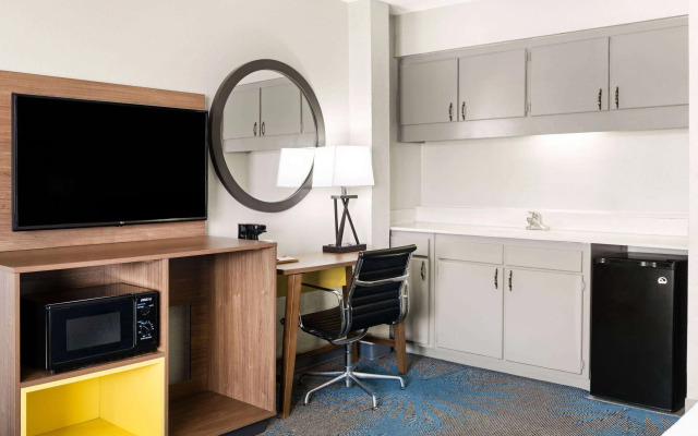 Days Inn by Wyndham Ardmore